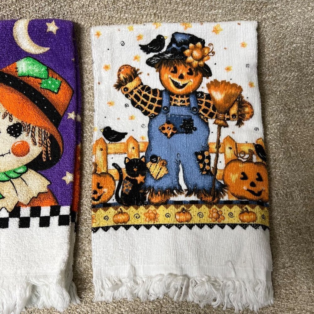 Set of 2 Halloween kitchen Hand Towels - Picture 3 of 3